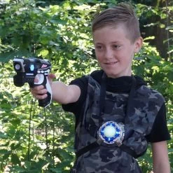 KidsTag Lasergame Set: 2 Laserpistolen Zwart/blauw + 2 Veste -Goedkope Speelgoed kidstag lasergame set 2 laserpistolen zwart blauw 2 vesten 8